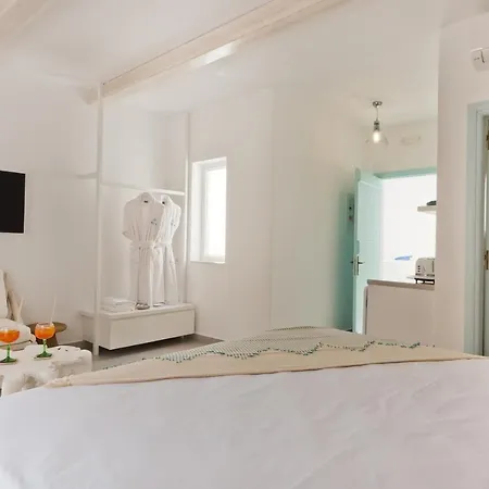Enilion Luxury Suites Kyra Panagia Exterior foto