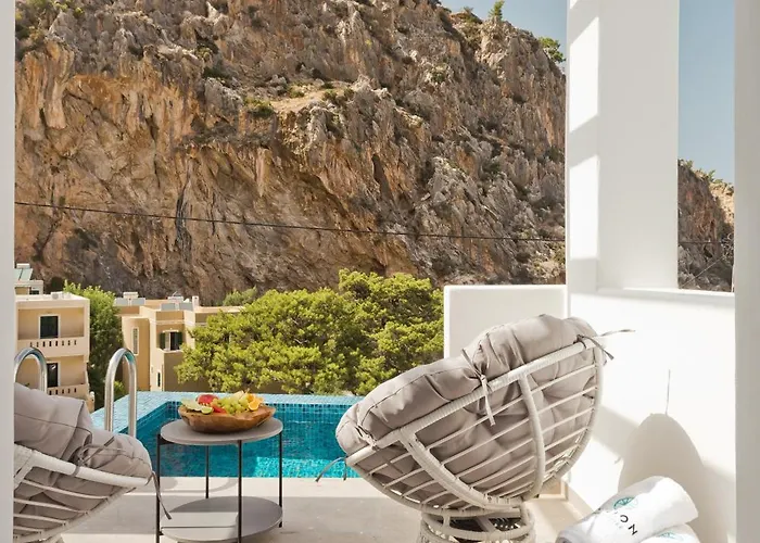 Enilion Luxury Suites